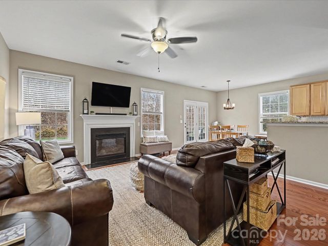 11512 Erwin Ridge Avenue, Charlotte, NC 28213