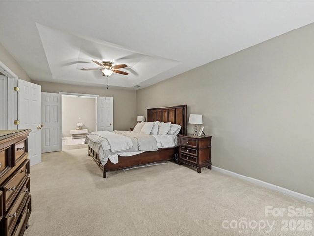 11512 Erwin Ridge Avenue, Charlotte, NC 28213