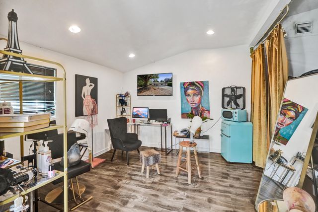 640 NE 160th Street, Miami, FL 33162