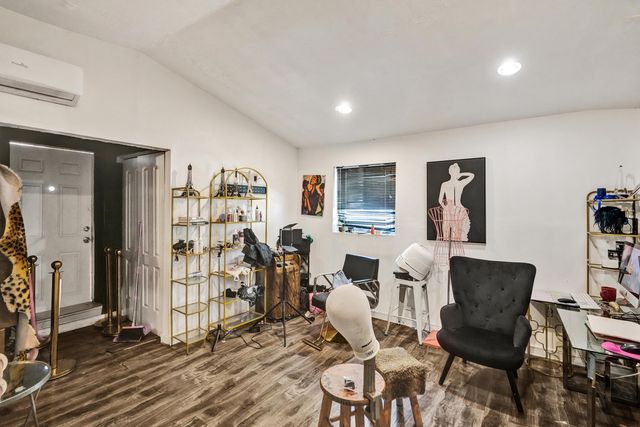 640 NE 160th Street, Miami, FL 33162