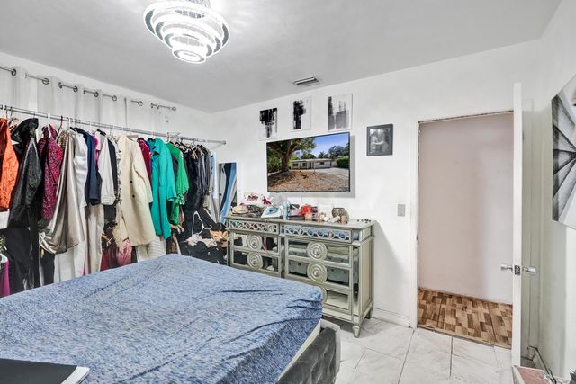 640 NE 160th Street, Miami, FL 33162