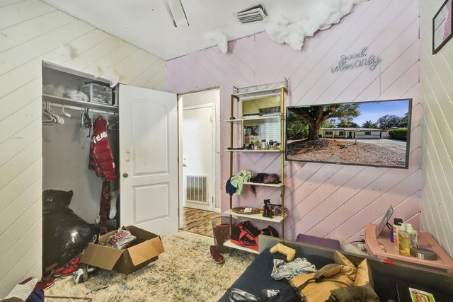 640 NE 160th Street, Miami, FL 33162