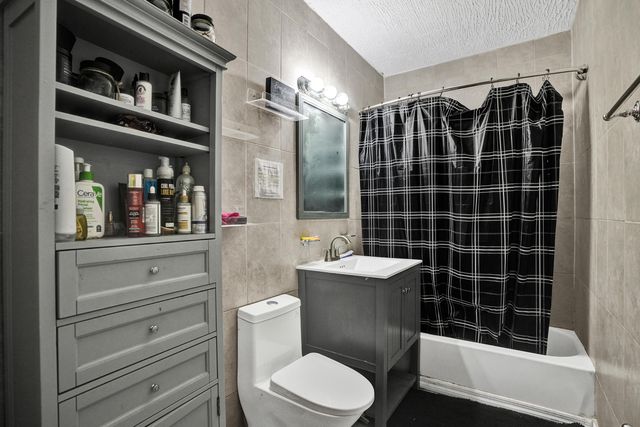 640 NE 160th Street, Miami, FL 33162