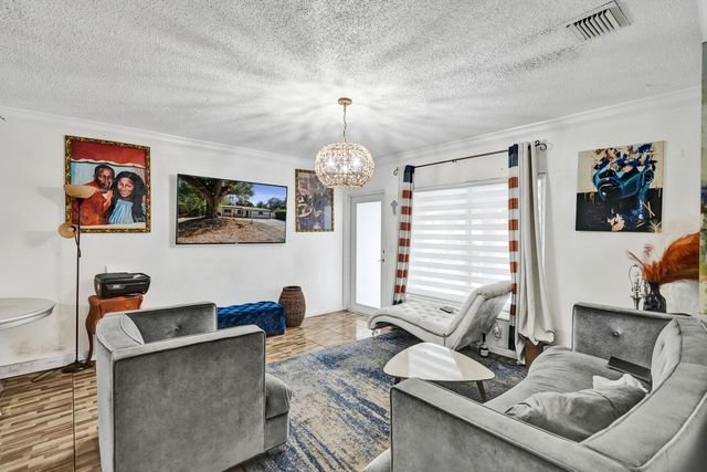 640 NE 160th Street, Miami, FL 33162