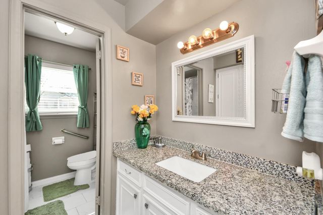 1805 9th Street, Hempstead, TX 77445