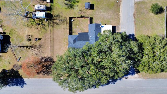 1805 9th Street, Hempstead, TX 77445