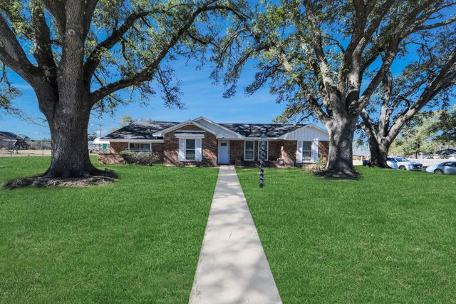 1805 9th Street, Hempstead, TX 77445