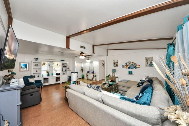 1805 9th Street, Hempstead, TX 77445
