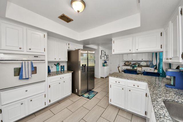 1805 9th Street, Hempstead, TX 77445