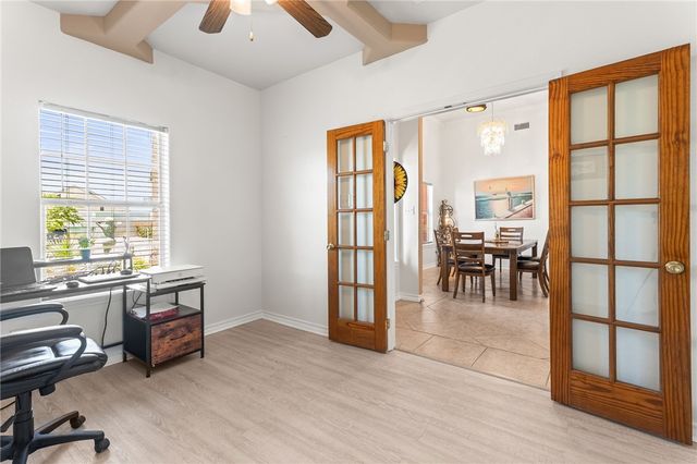 13706 Sea Horse Ave, Corpus Christi, TX 78418