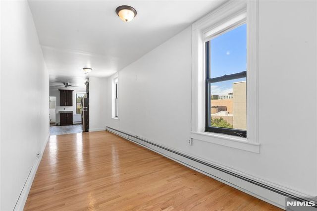 422 Madison Street 4R, Hoboken, NJ 07030