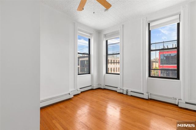 422 Madison Street 4R, Hoboken, NJ 07030