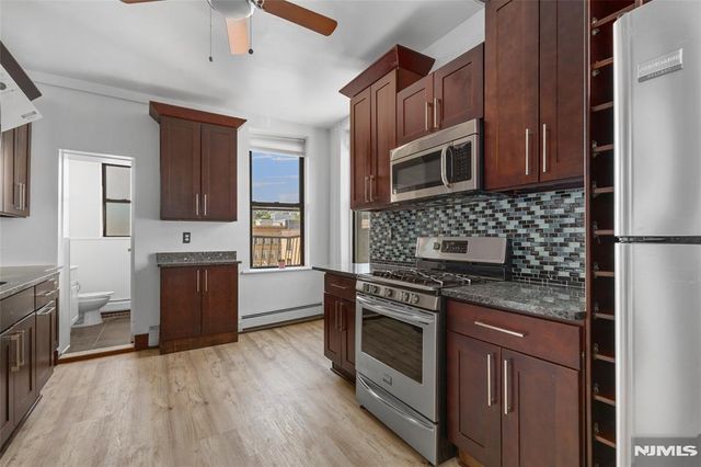 422 Madison Street 4R, Hoboken, NJ 07030