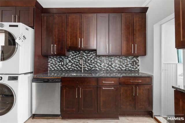 422 Madison Street 4R, Hoboken, NJ 07030