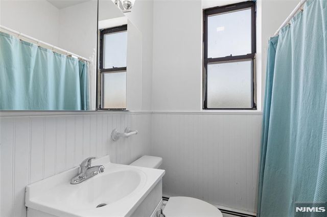 422 Madison Street 4R, Hoboken, NJ 07030