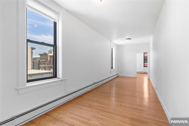 422 Madison Street 4R, Hoboken, NJ 07030