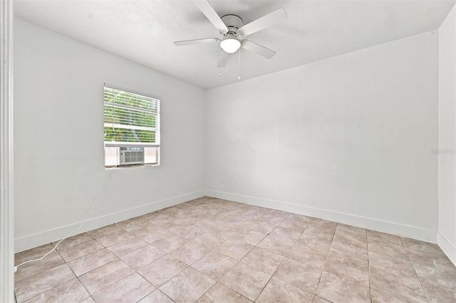 2425 9TH AVENUE E, Bradenton, FL 34208