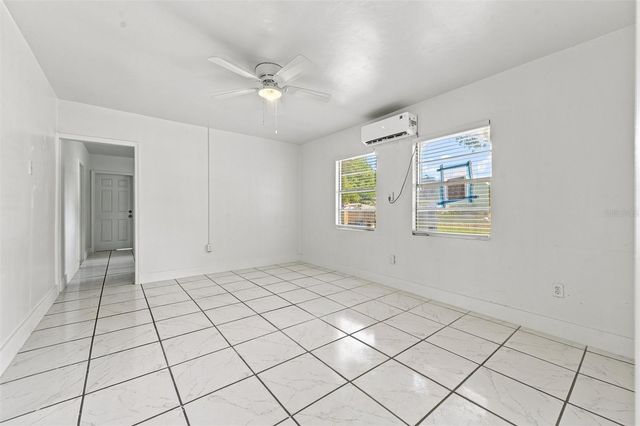 2425 9TH AVENUE E, Bradenton, FL 34208