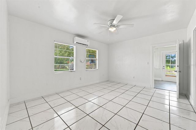 2425 9TH AVENUE E, Bradenton, FL 34208