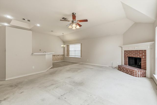 1229 Sam Dennis Drive, Lewisville, TX 75077