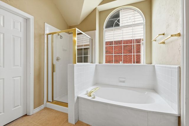 1229 Sam Dennis Drive, Lewisville, TX 75077