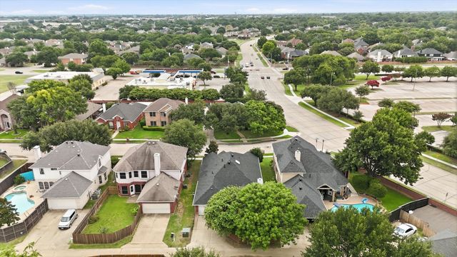 1229 Sam Dennis Drive, Lewisville, TX 75077