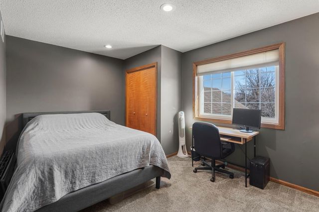 14466 Bluebird Trail NE, Prior Lake, MN 55372