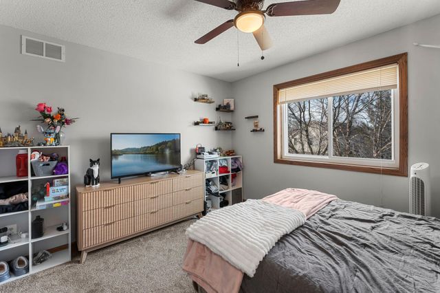 14466 Bluebird Trail NE, Prior Lake, MN 55372