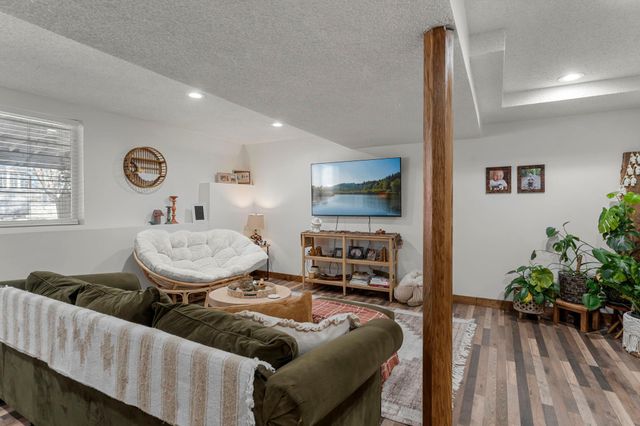 14466 Bluebird Trail NE, Prior Lake, MN 55372