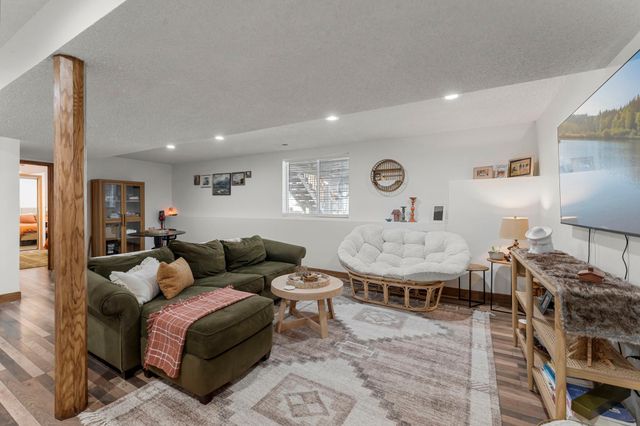 14466 Bluebird Trail NE, Prior Lake, MN 55372