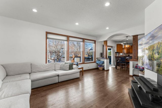 14466 Bluebird Trail NE, Prior Lake, MN 55372