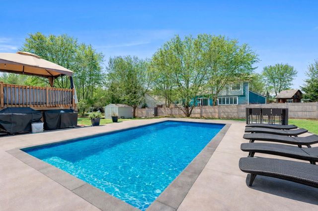 14466 Bluebird Trail NE, Prior Lake, MN 55372