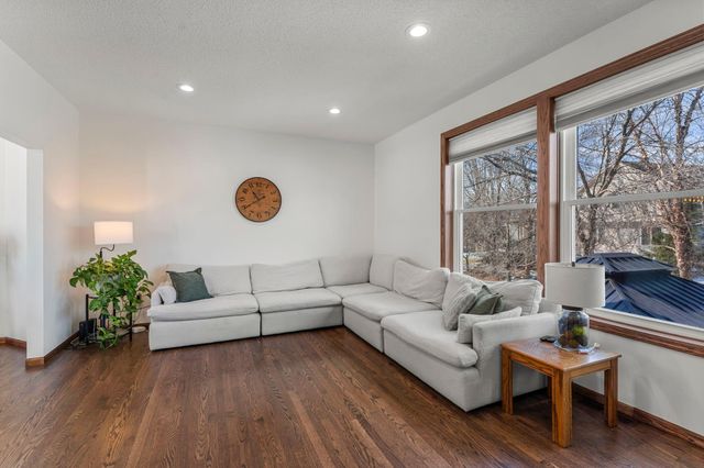 14466 Bluebird Trail NE, Prior Lake, MN 55372