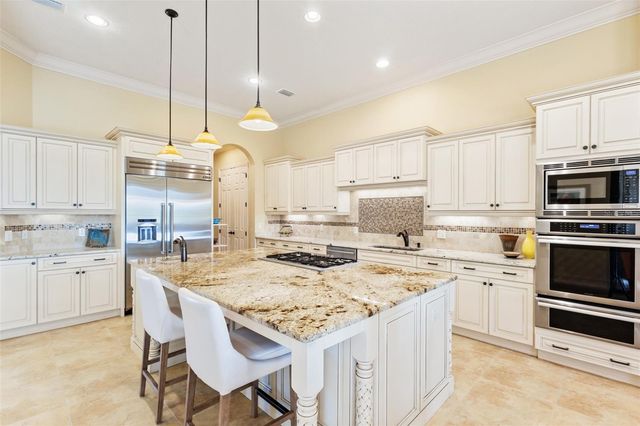 4816 TOBERMORY WAY, Bradenton, FL 34211