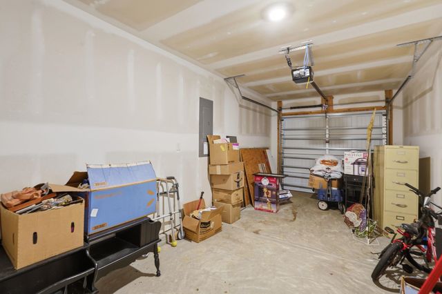 276 Country Grove Way, Galivants Ferry, SC 29544