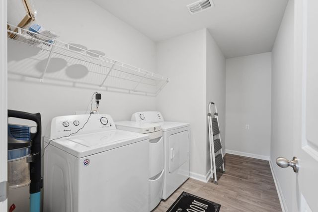 276 Country Grove Way, Galivants Ferry, SC 29544