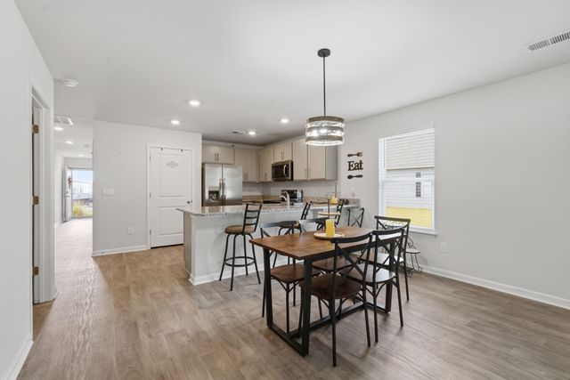 276 Country Grove Way, Galivants Ferry, SC 29544