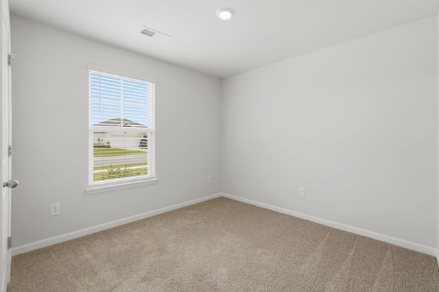 276 Country Grove Way, Galivants Ferry, SC 29544