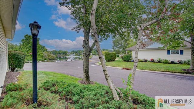 106 Blackbird Drive, Monroe, NJ 08831
