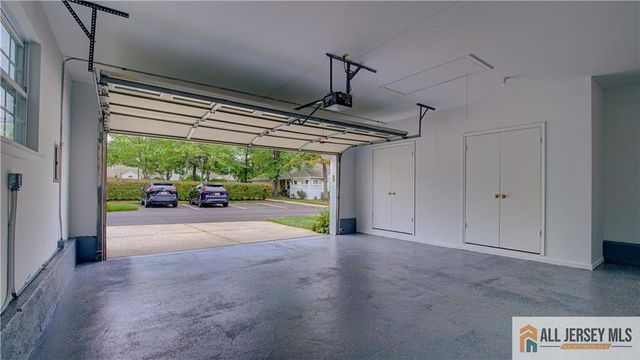 106 Blackbird Drive, Monroe, NJ 08831