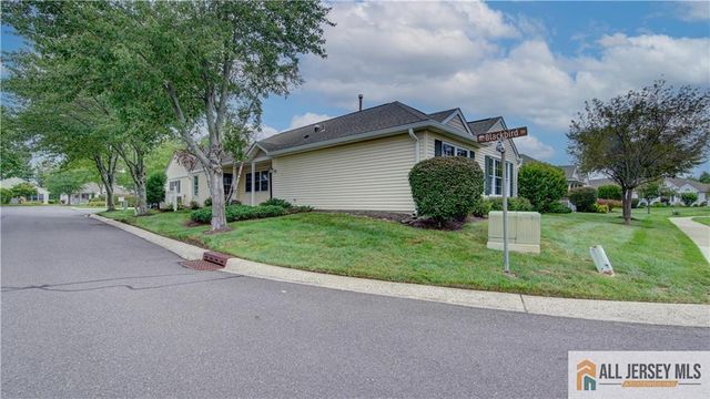 106 Blackbird Drive, Monroe, NJ 08831