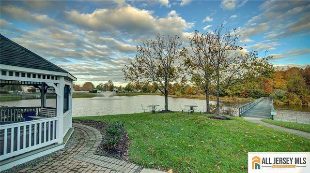 106 Blackbird Drive, Monroe, NJ 08831