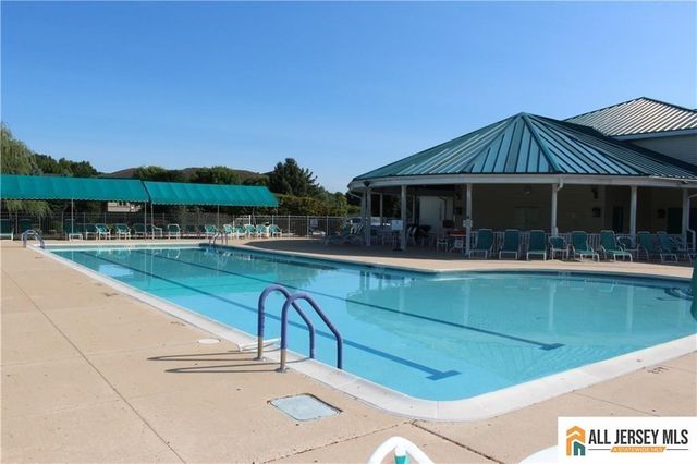 106 Blackbird Drive, Monroe, NJ 08831