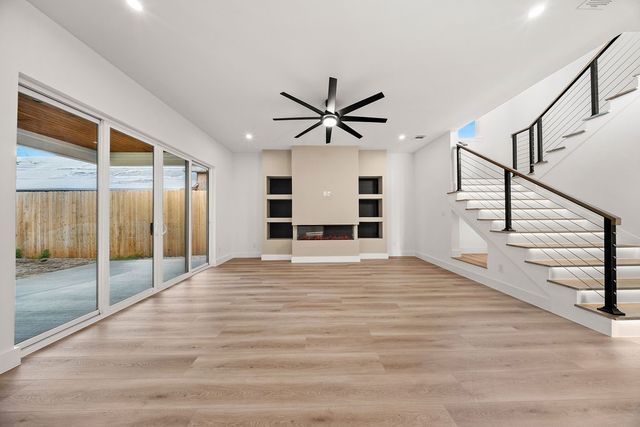 1727 Toronto Street, Dallas, TX 75212