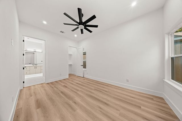 1727 Toronto Street, Dallas, TX 75212