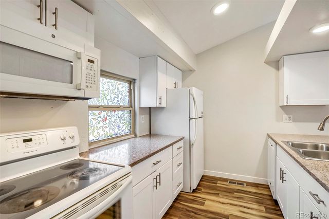 4136 S Rifle Way, Aurora, CO 80013