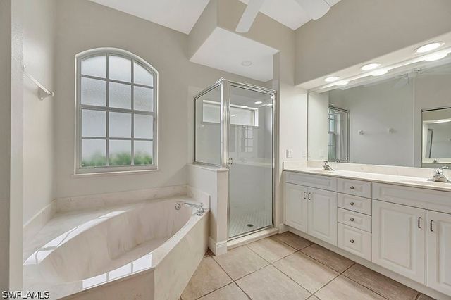8059 Tauren CT, Naples, FL 34119