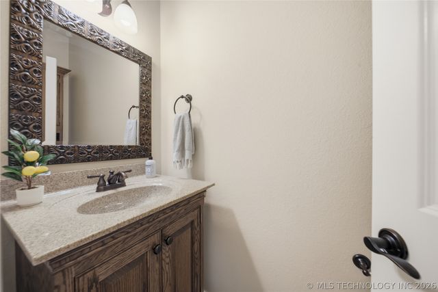 2202 S 113th West Court, Sapulpa, OK 74066