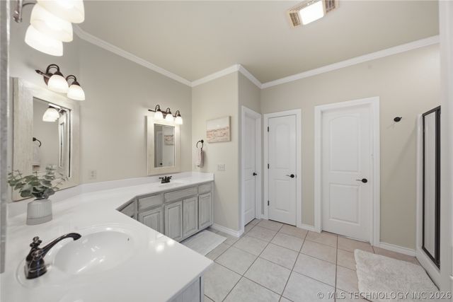 2202 S 113th West Court, Sapulpa, OK 74066