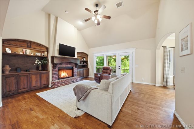 2202 S 113th West Court, Sapulpa, OK 74066